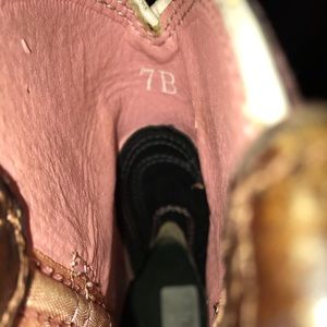 Cowgirl boots size 7b